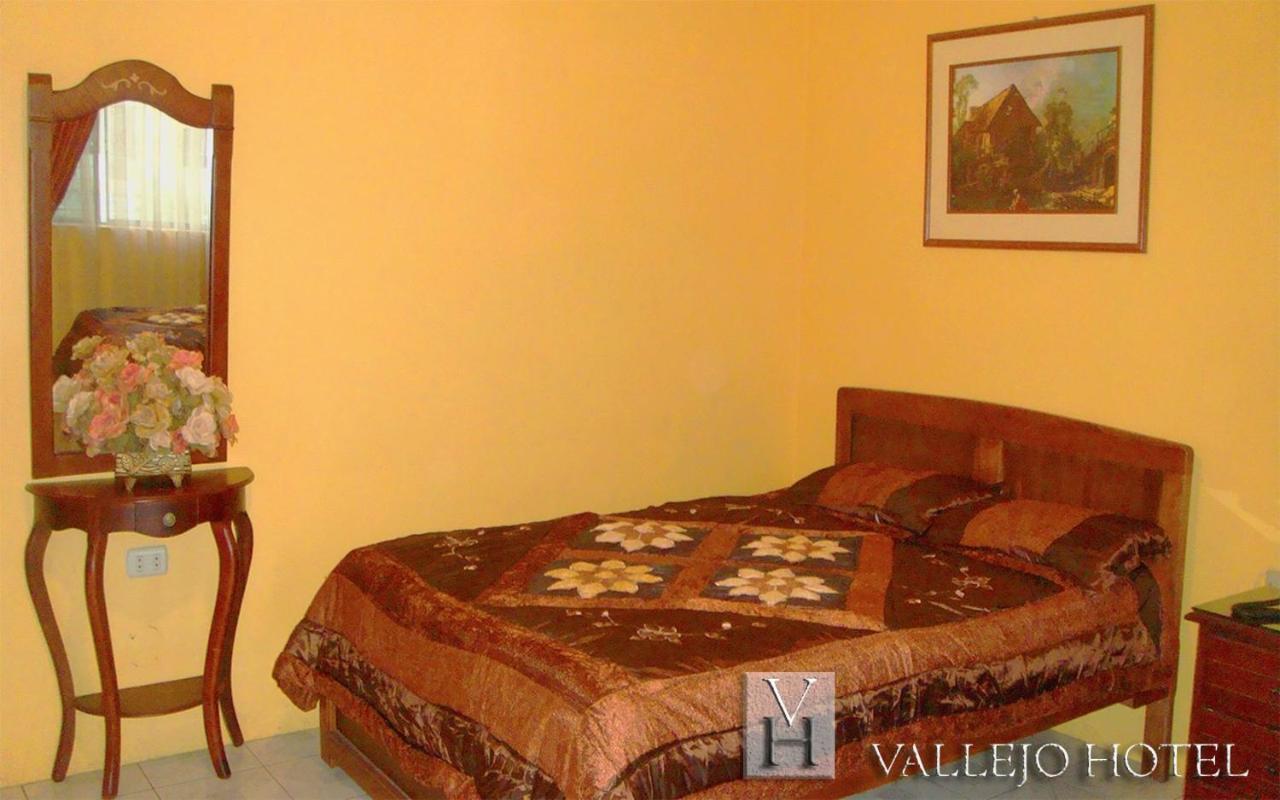 Vallejo Hotel Huaquillas Kültér fotó